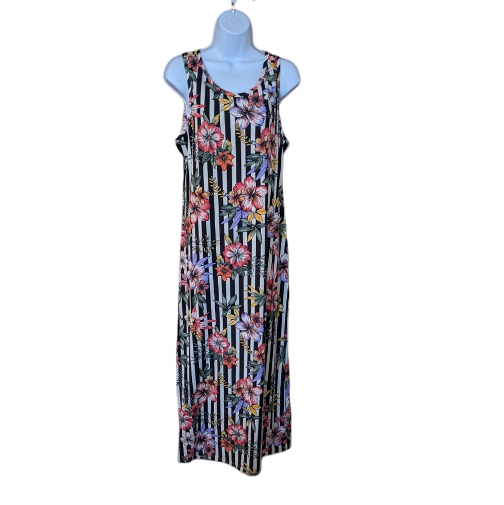 NWT Discreet Floral Maxi dress Size XL Resort Cruise Vacation Outfit